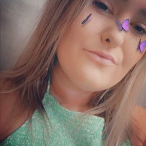 Meet your Posher, Alexandra